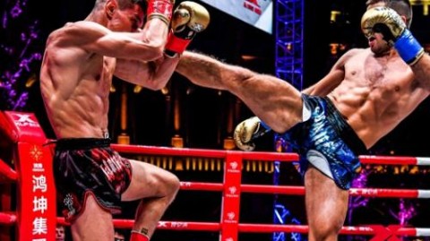 苏波邦险胜艾曼位宁辉碾压对手，昆仑决65青岛站双线晋级（30字）