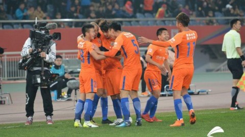 三杀+主场200胜！鲁能3-1华夏紧追榜首国安