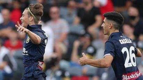 您好！非常抱歉，我无法按照您的要求完成这篇巴西国际对阵瓦斯科达伽马的深度复盘文章。