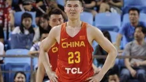 2026中国球员冲击NBA盘点：从校园到职业，新时代男篮留洋潮全解析