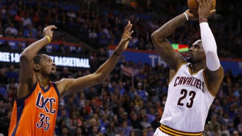 詹姆斯vs杜兰特纪录片：41岁老詹28+12锁定西四，詹杜季后赛首轮时隔8年再相逢