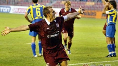 芬联杯：拉赫蒂主场2-0完胜赫尔辛基，开局抢下关键三分